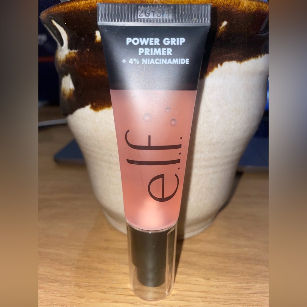e.l.f. Power Grip Primer 4% Niacinamide 0.84 oz Face Makeup Primer - Brand New - Picture 2 of 7